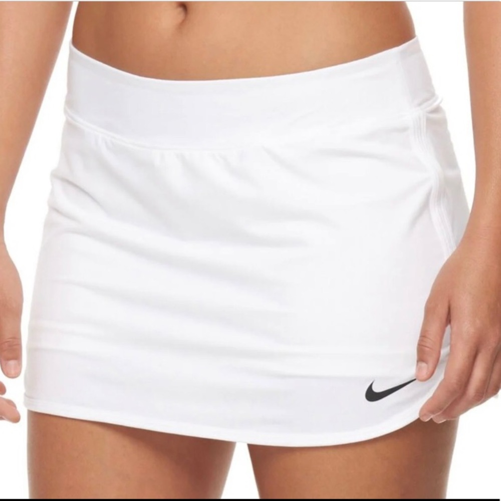 NWOT Nike Tennis Skort